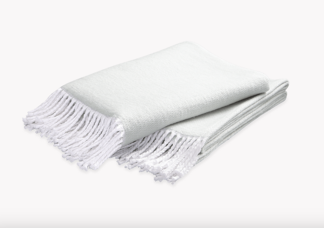 Pezzo Throw, Opal